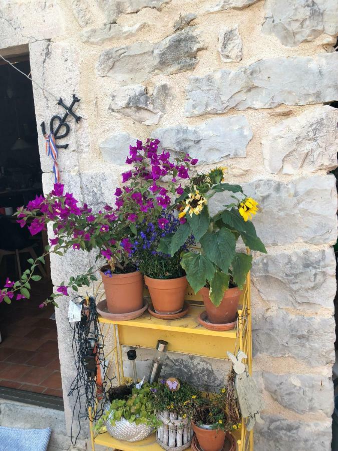 La Petite Maison En Pierres Gras Zewnętrze zdjęcie